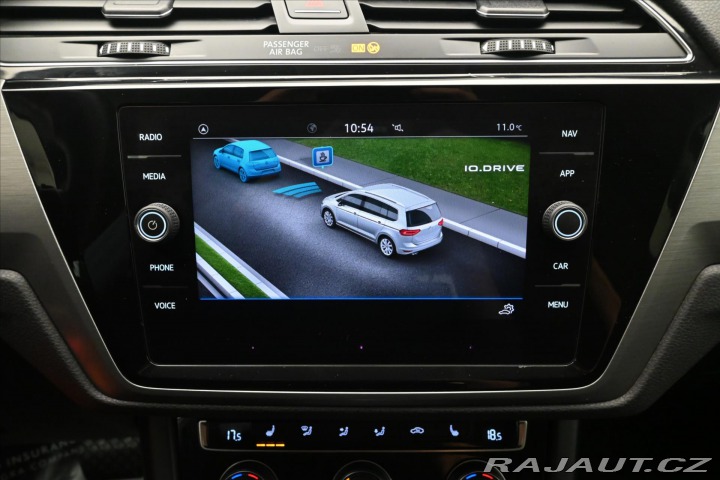 Volkswagen Touran 2,0 TDI 110kW DSG 7míst Z 2020
