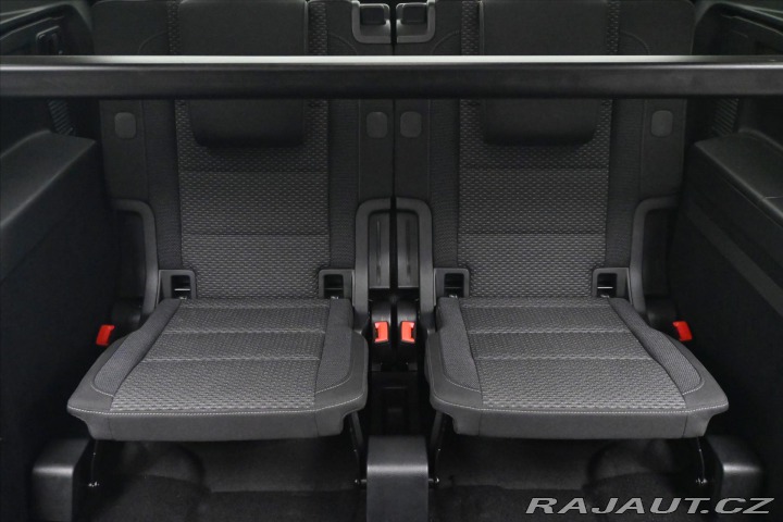 Volkswagen Touran 2,0 TDI 110kW DSG 7míst Z 2020