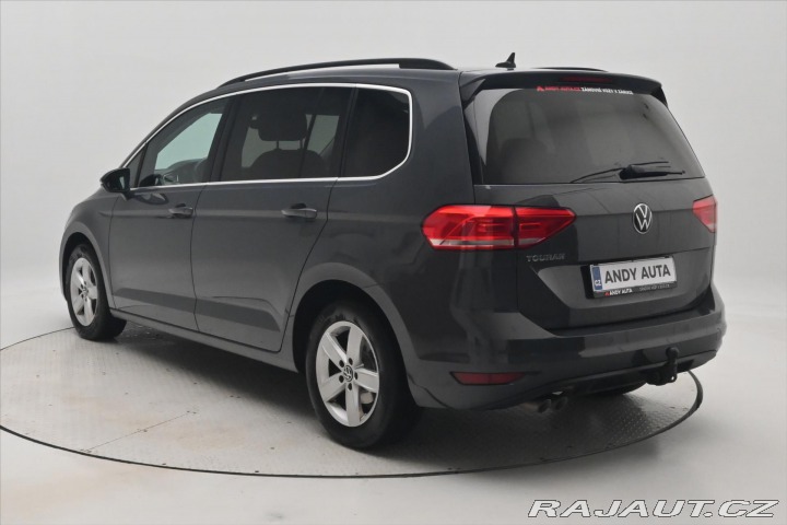 Volkswagen Touran 2,0 TDI 110kW DSG 7míst Z 2020