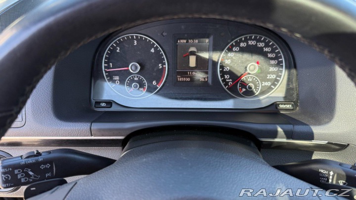 Volkswagen Touran 1.6TDi 77kW REZERVOVANO 2011