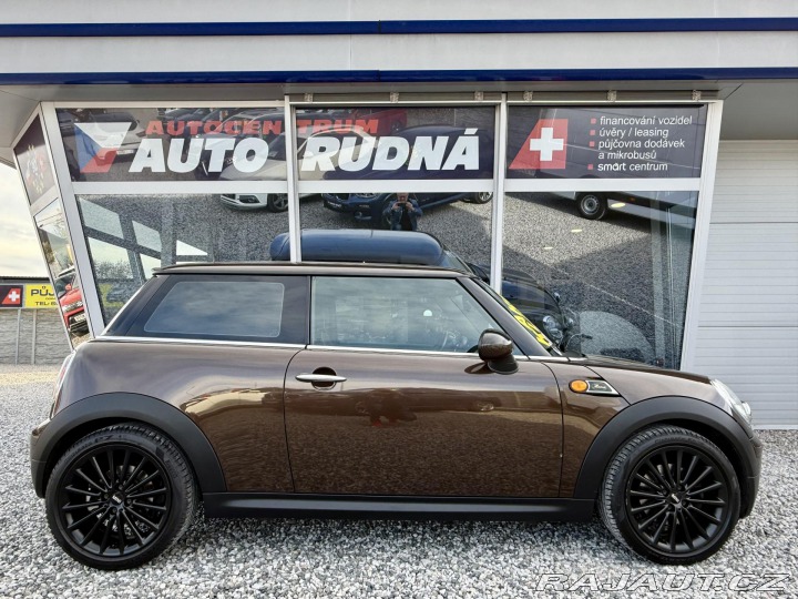 Mini Cooper 1,6i 88kW 50 REZERVACE 2010
