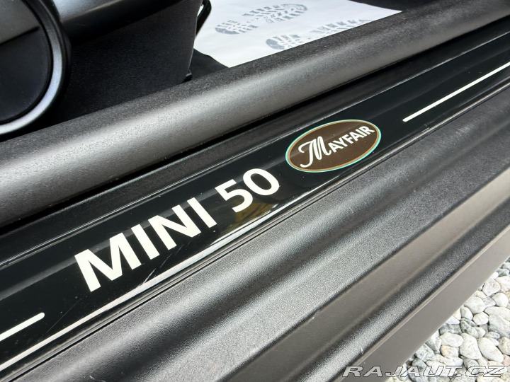 Mini Cooper 1,6i 88kW 50 REZERVACE 2010