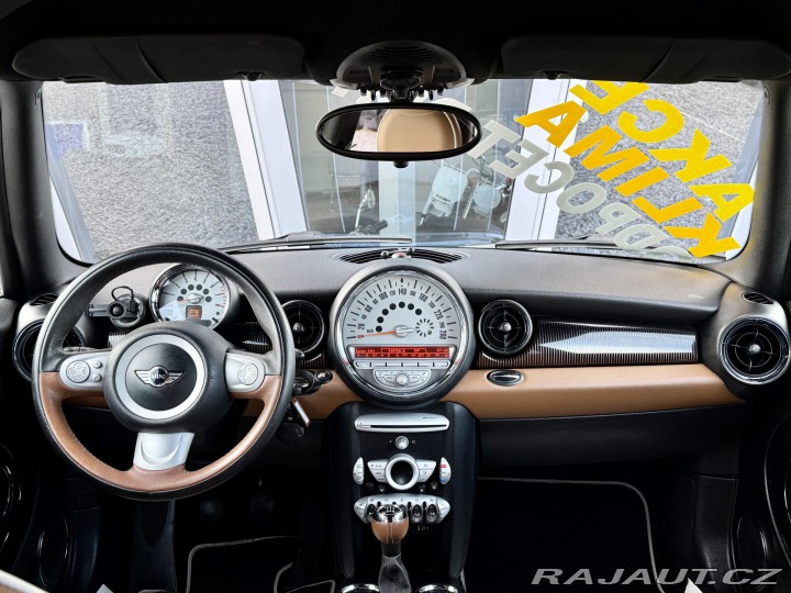 Mini Cooper 1,6i 88kW 50 REZERVACE 2010