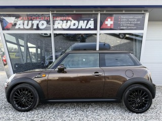 Mini Cooper 1,6i 88kW 50 REZERVACE 2010