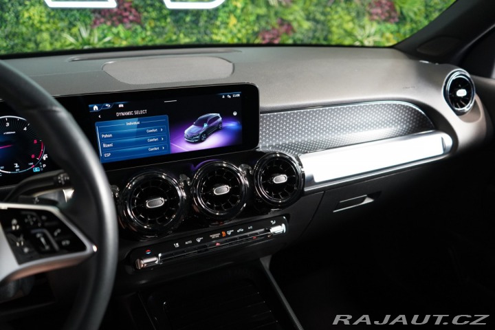 Mercedes-Benz GLB 200d*4M*PROGRESSIVE*LED*C 2024