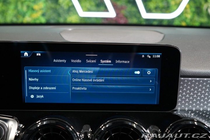 Mercedes-Benz GLB 200d*4M*PROGRESSIVE*LED*C 2024