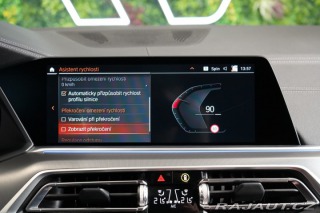 BMW X5 M50i*LASER*TAŽNÉ*HUD*CRAF 2023