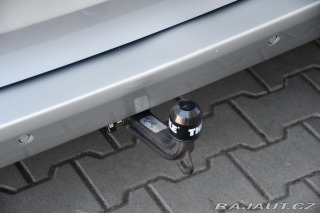 Mercedes-Benz V 250d 4MATIC TAŽNÉ KAMERA 2015