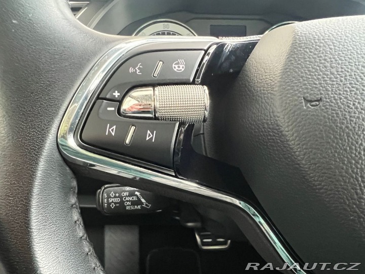 Škoda Superb Scout 140kW DSG 2021