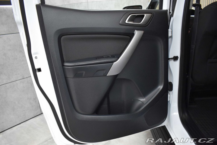 Ford Ranger 2.0 XLT*Naviják*4x4*TAŽNÉ 2020