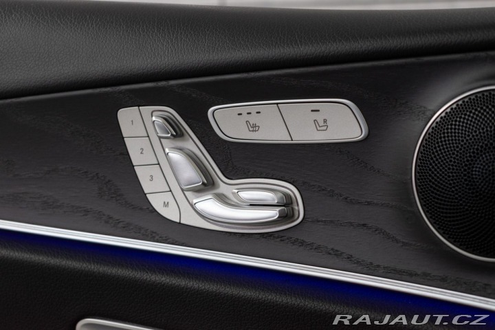 Mercedes-Benz E E 220d 4x4*AMG*AIR*TAŽNÉ* 2020