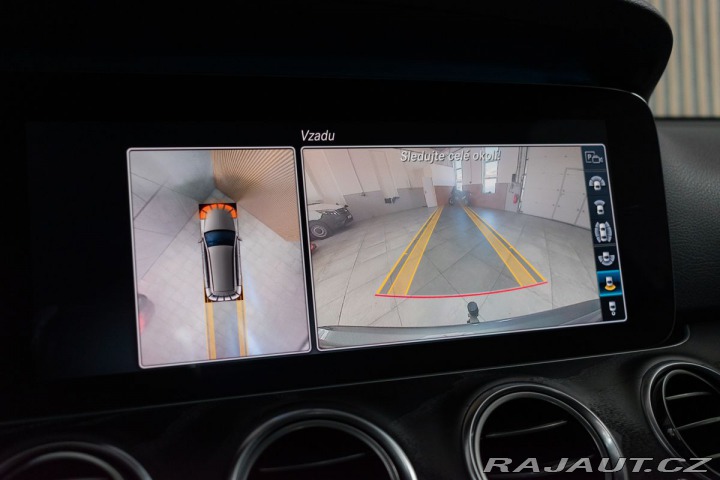 Mercedes-Benz E E 220d REZERVACE 2020
