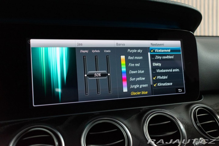 Mercedes-Benz E E 220d 4x4*AMG*AIR*TAŽNÉ* 2020