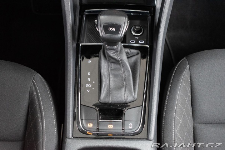 Škoda Karoq 2.0TDI DSG*PANORAMA*KAMER 2021