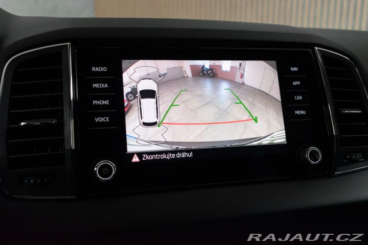 Škoda Karoq 2.0TDI DSG*PANORAMA*KAMER 2021