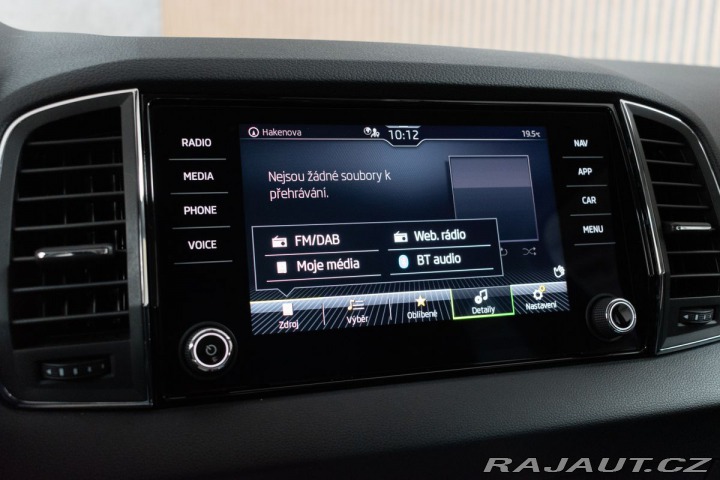 Škoda Karoq 2.0TDI DSG*PANORAMA*KAMER 2021