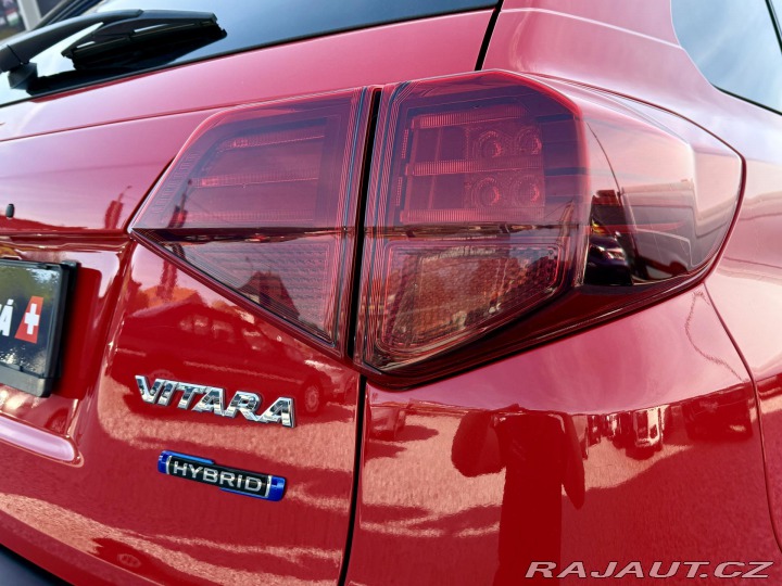 Suzuki Vitara 1,5 4x4 Automat REZERVACE 2024