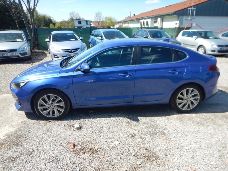 Hyundai i30 1.4T GDI Fastback, ČR, 1.