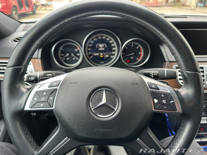 Mercedes-Benz E 350CDI 4Matic Elegance 2016