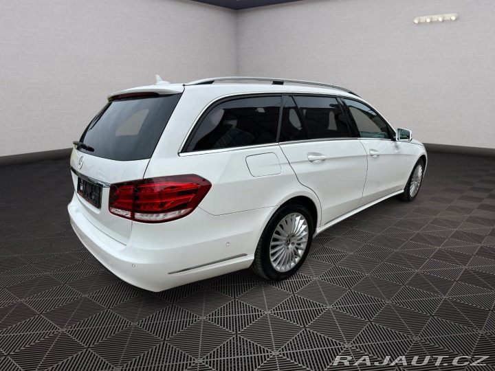 Mercedes-Benz E 350CDI 4Matic Elegance 2016