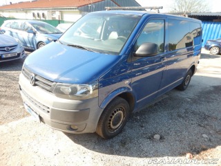 Volkswagen Transporter 2.0 TDI, KLIMA, 6 MÍST 2011