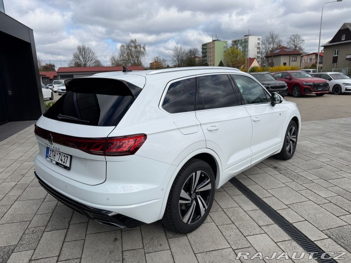 Volkswagen Touareg R-line  210kW Tiptronic 4 2024