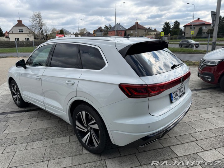 Volkswagen Touareg R-line  210kW Tiptronic 4 2024