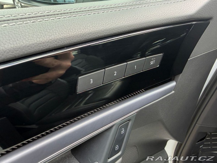 Volkswagen Touareg R-line  210kW Tiptronic 4 2024