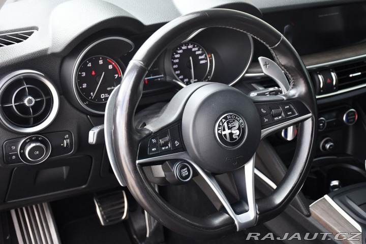 Alfa Romeo Stelvio 2.0 206kW Q4 VELOCE 2017