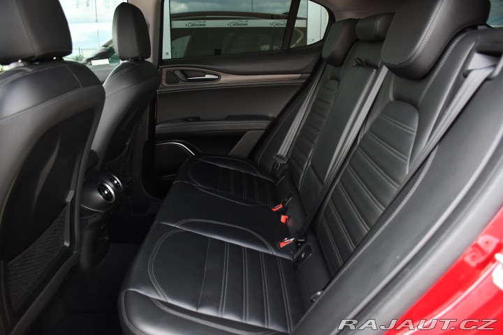 Alfa Romeo Stelvio 2.0 206kW Q4 VELOCE 2017