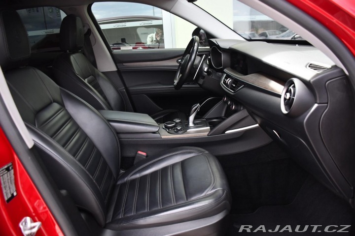 Alfa Romeo Stelvio 2.0 206kW Q4 VELOCE 2017