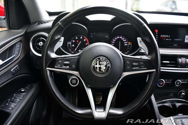 Alfa Romeo Stelvio 2.0 206kW Q4 VELOCE 2017