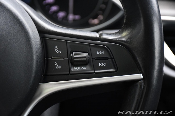 Alfa Romeo Stelvio 2.0 206kW Q4 VELOCE 2017