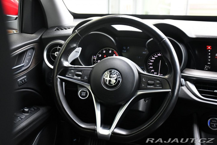 Alfa Romeo Stelvio 2.0 206kW Q4 VELOCE 2017
