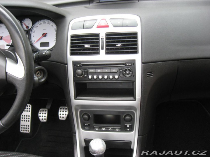 Peugeot 307 1,6 109PS  C-C Dynamique 2006