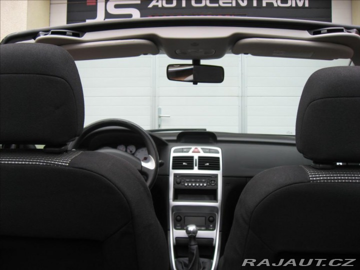 Peugeot 307 1,6 109PS  C-C Dynamique 2006