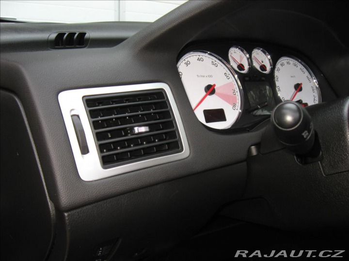 Peugeot 307 1,6 109PS  C-C Dynamique 2006