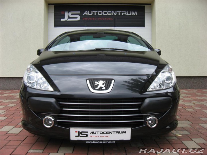 Peugeot 307 1,6 109PS  C-C Dynamique 2006