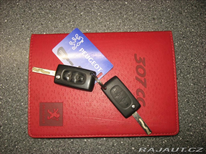 Peugeot 307 1,6 109PS  C-C Dynamique 2006