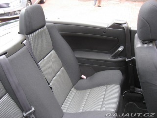 Peugeot 307 1,6 109PS  C-C Dynamique 2006