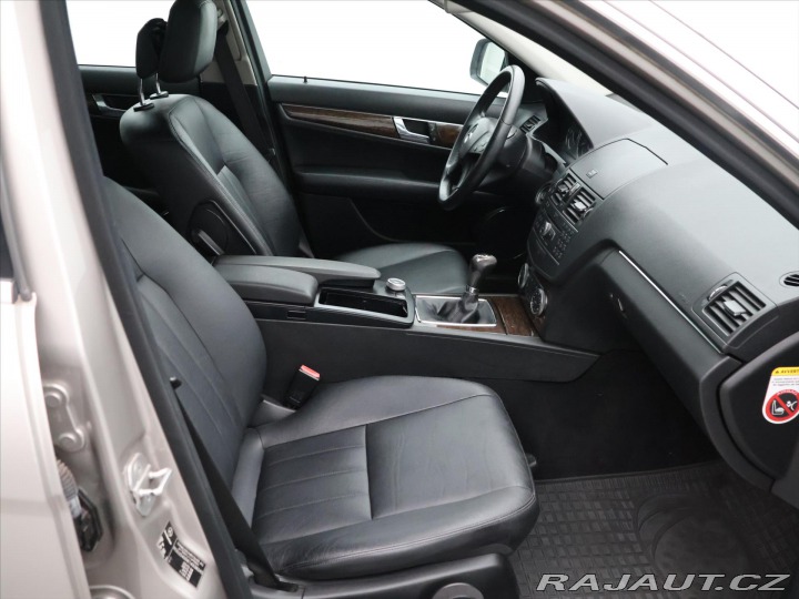 Mercedes-Benz C 2,2 220CDI 125kW  Eleganc 2007