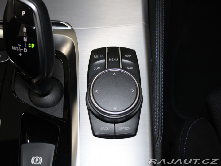 BMW 5 3,0 530xD M-Paket Paměť T 2018