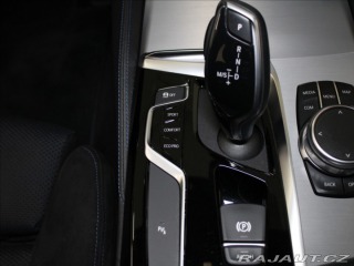 BMW 5 3,0 530xD M-Paket Paměť T 2018