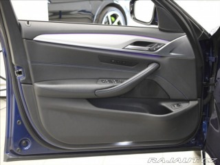 BMW 5 3,0 530xD M-Paket Paměť T 2018