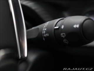 Peugeot 2008 1,2 Hybrid GT Alcant.NOVÝ 2025