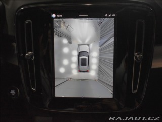 Volvo XC40 2,0 B4  Plus Black Editio 2026