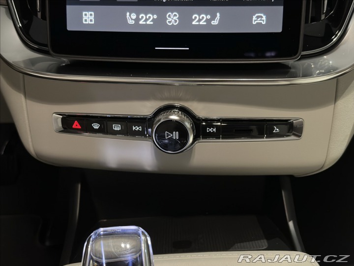 Volvo XC90 2,0 T8 Plus Bright 2026