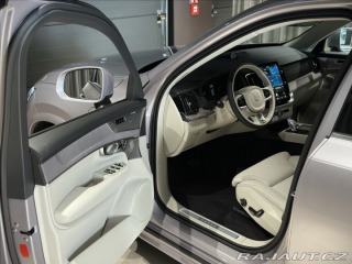 Volvo XC90 2,0 T8 Plus Bright 2026