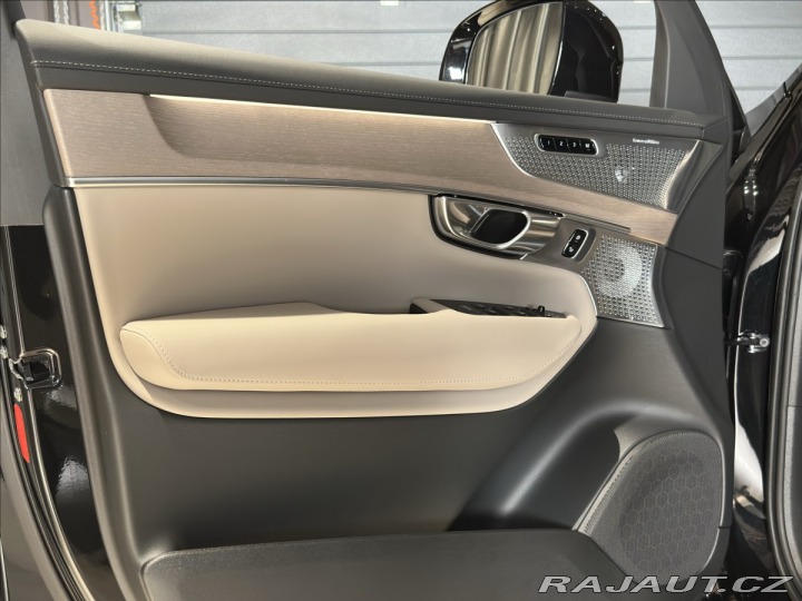 Volvo XC90 2,0 T8 Ultra Bright 2026