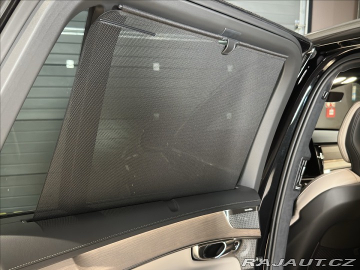 Volvo XC90 2,0 T8 Ultra Bright 2026